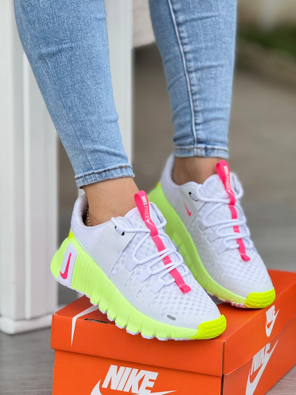 TENIS NIK FREE SERIES DAMA FB