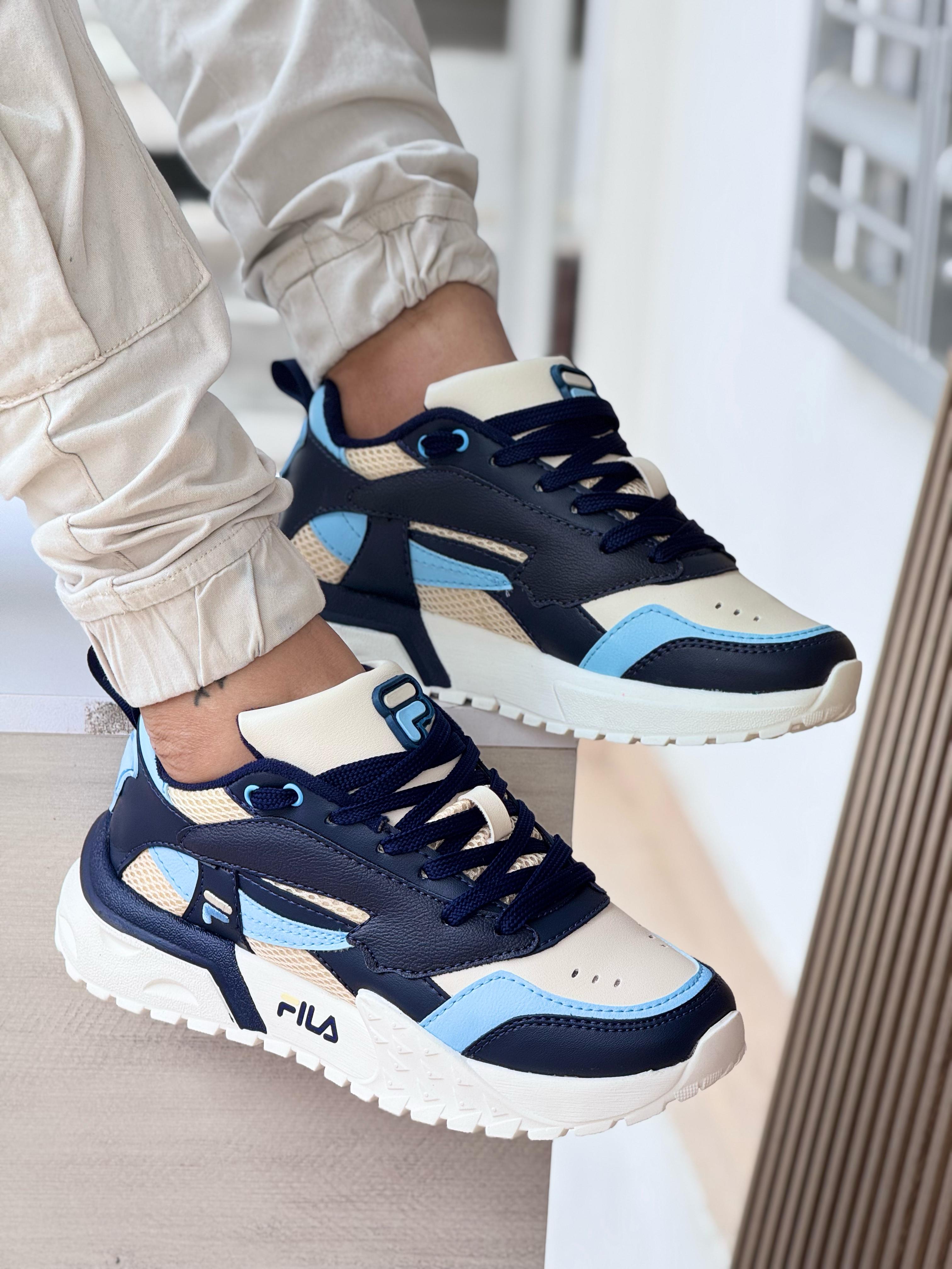TENIS FILA CABALLERO  AZUL X  BEIGE