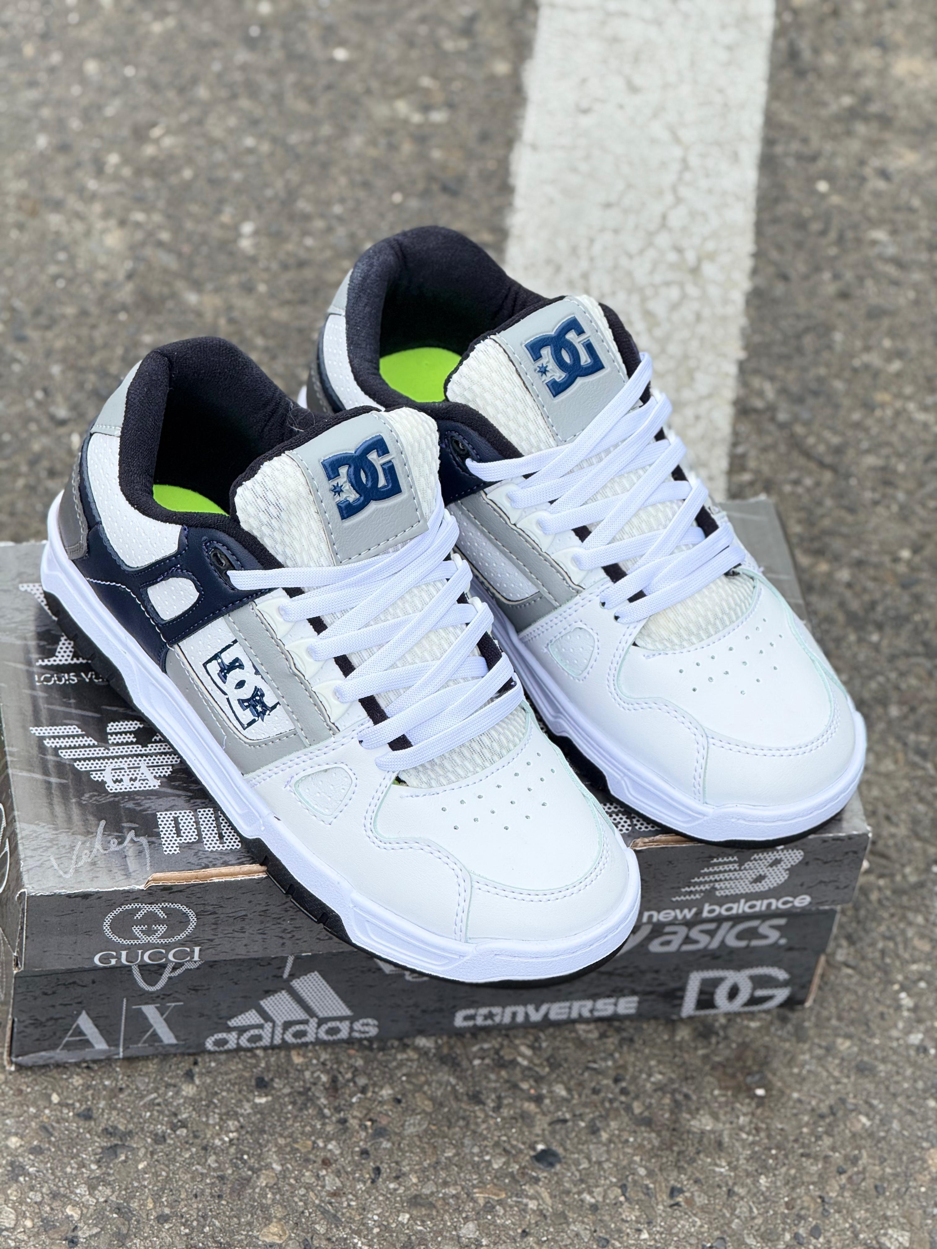 TENIS DC BLANCO  X AZUL